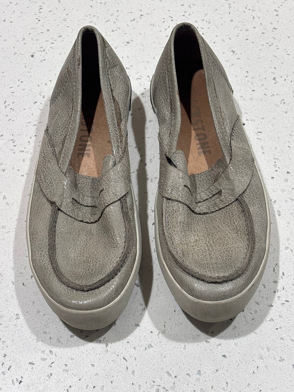 Women’s blackstones slip ons size 6